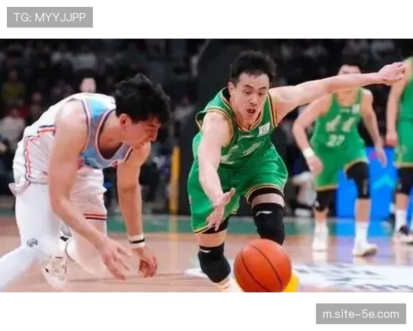 广东第三节进攻突然断电 连续失误被新疆打反击高潮